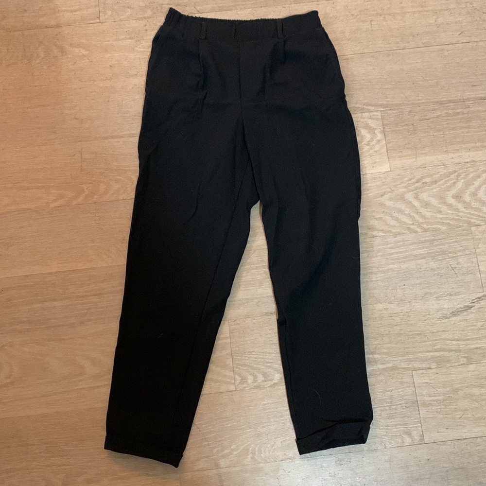 Bershka Black Cropped Trousers